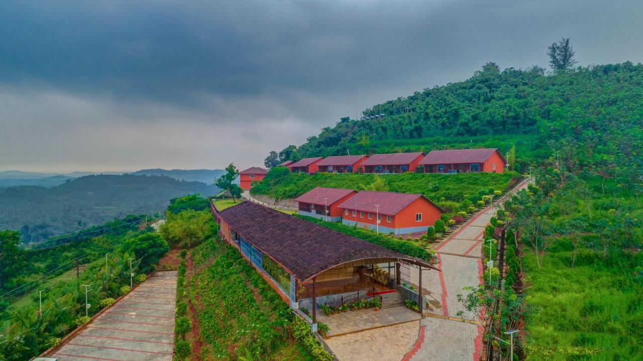 The Estate Resort , Mangalore Mudbidri Buitenkant foto